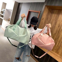 Bolsa deportiva para gimnasio para mujer, bolsa de viaje seca y húmeda, bolso de mano multifunción para natación, bolso de hombro para fin de semana, bolsa de deporte para fitness, zapatos de yoga, mochila de día.