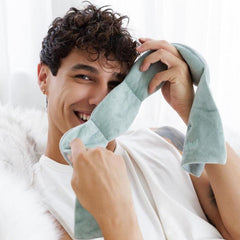 Gewichtete Augenmaske als Schlafhilfe